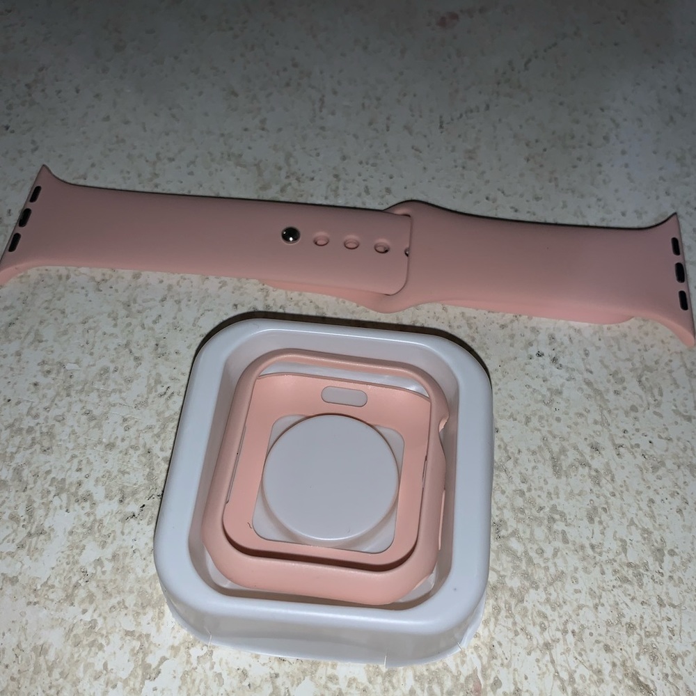 Light Pink Apple Watch 44MM